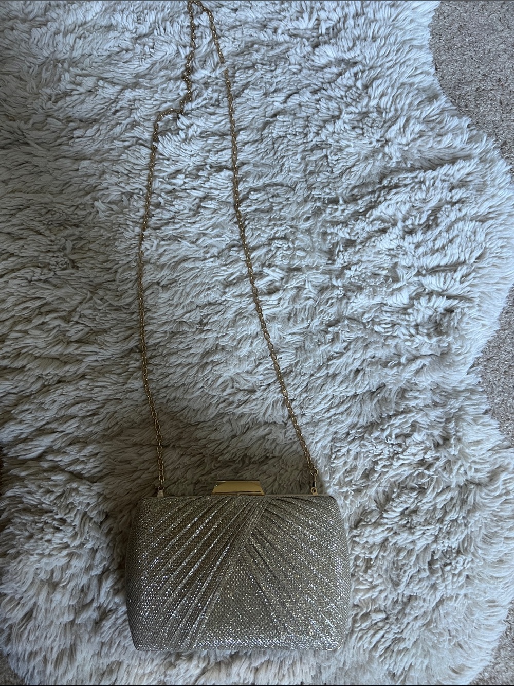 Elegant Gold Glitter Evening Clutch with Chain Strap